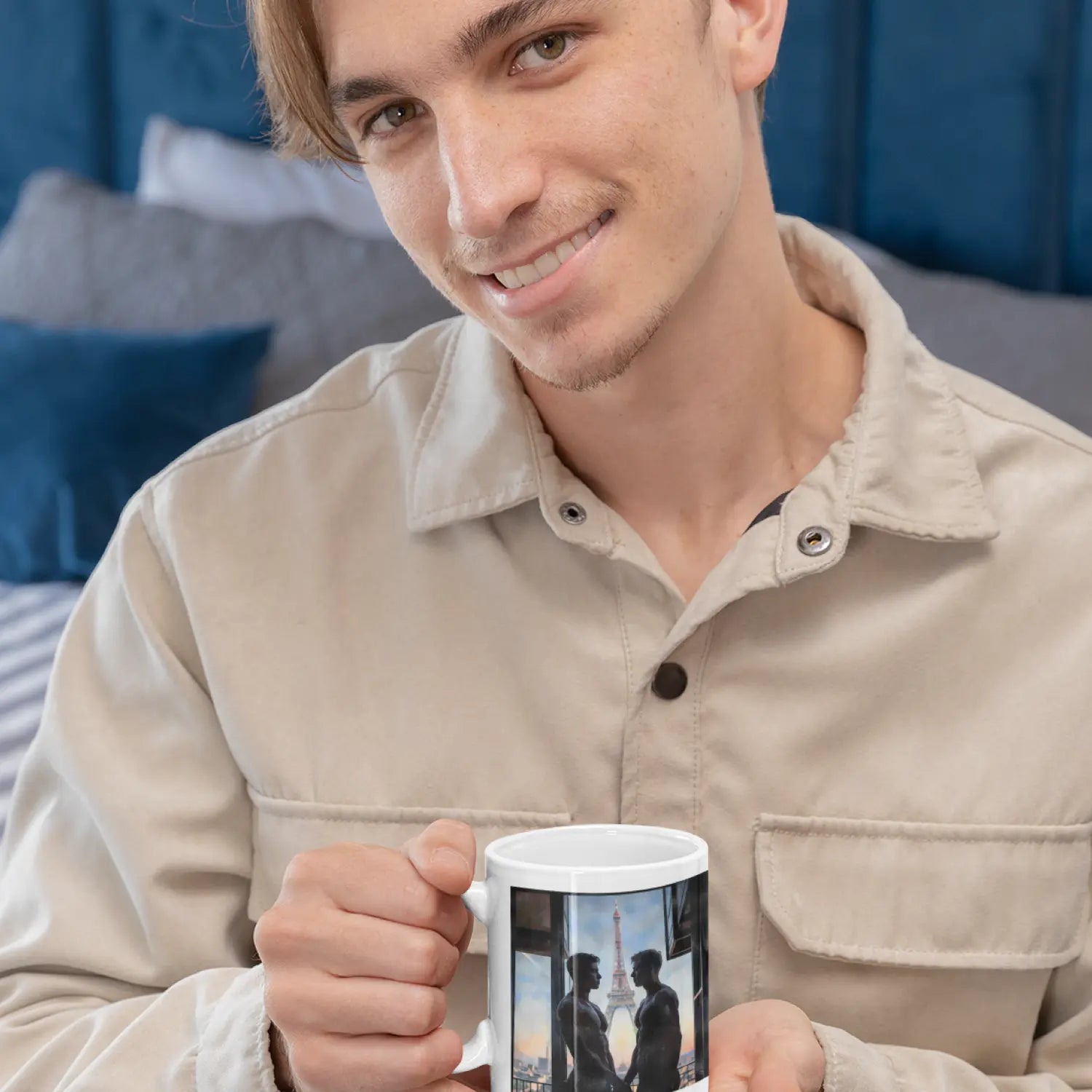 Verliebt in Paris - Gay Love Kunst-Tasse | Kunstwerk Bilder KUNSTWERK BILDER