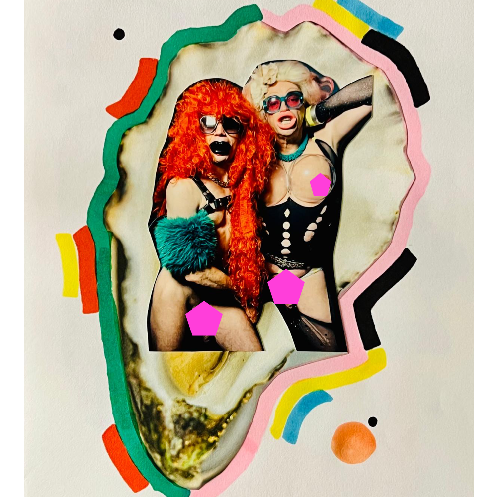 Zwei Drags in ausgelassener Pose - Bunte Collage mit Austernschale - Gay Art - Canvas Wandbild - Tim Lienhard

