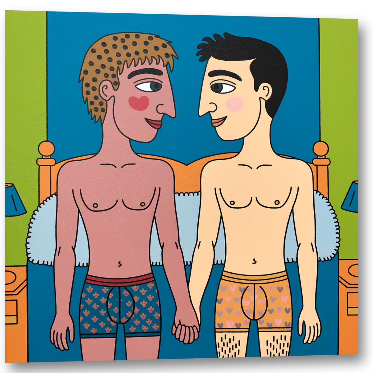 Schwules Leinwandbild in schräger Produktansicht: Ein verliebtes Männerpaar in bunten Unterhosen vor einem Bett, gezeichnet mit schwarzen Konturen und kräftigen blauen, grünen und orangefarbenen Flächen.