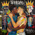 Zwei Männer küssen sich mit Kronen und VIERBYAS Graffiti - Basquiat-inspirierte Gay Love Street Art - Canvas Wandbild